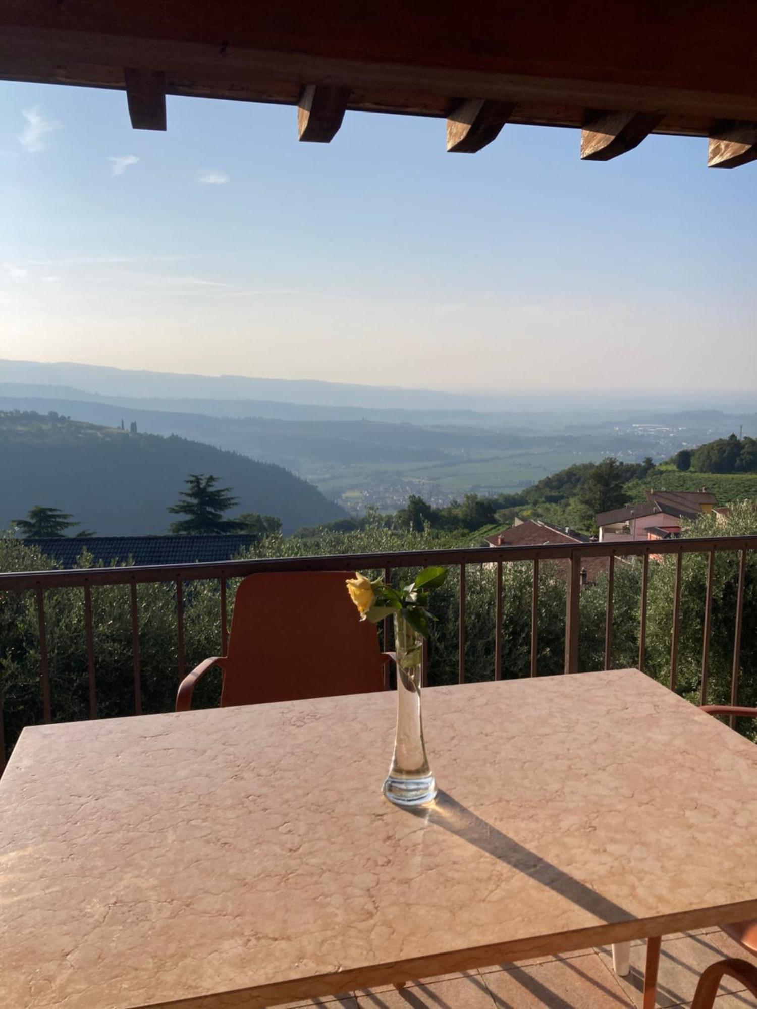 La Terrazza In Collina Bed & Breakfast Cavalo Exterior photo
