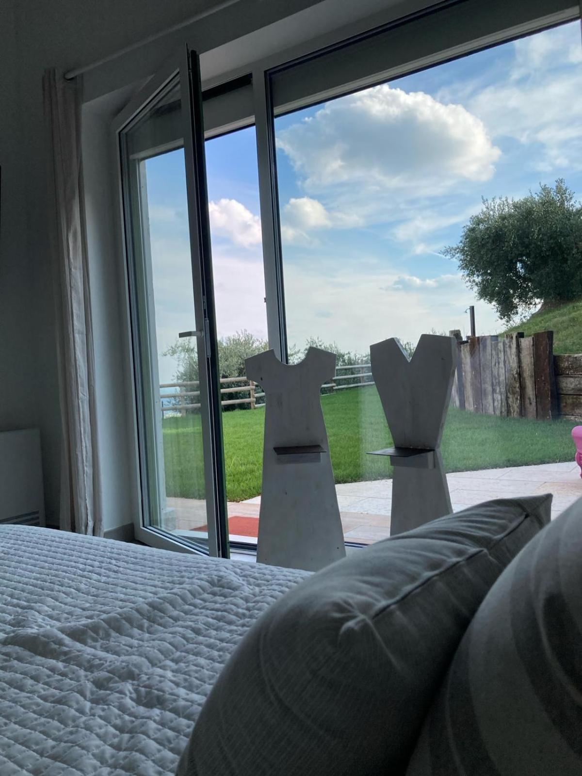 La Terrazza In Collina Bed & Breakfast Cavalo Exterior photo